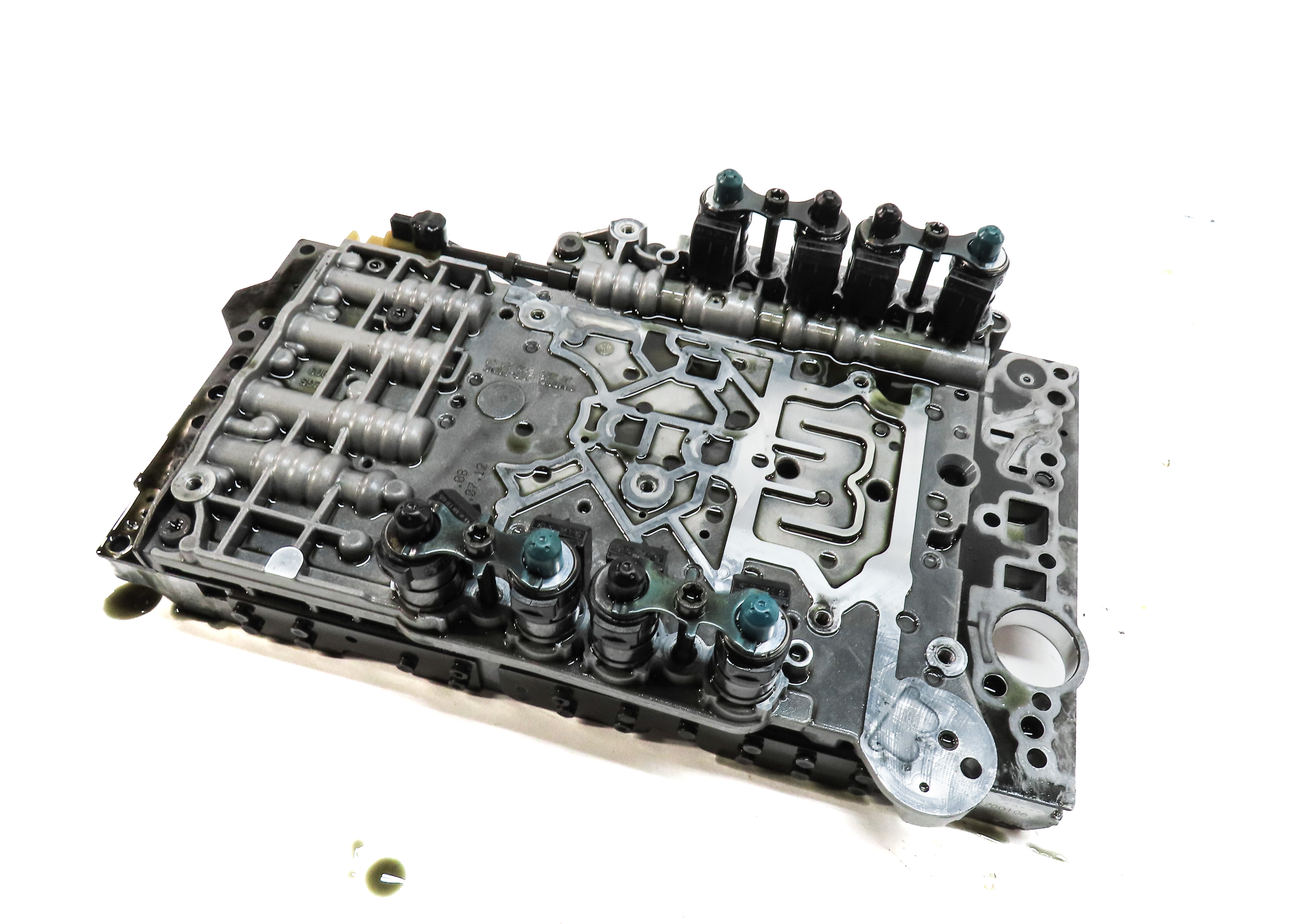 2013 MERCEDES E350 (W212) 3.5L AUTOMATIC AUTO TRANSMISSION VALVE BODY BLOCK — exact item pictured